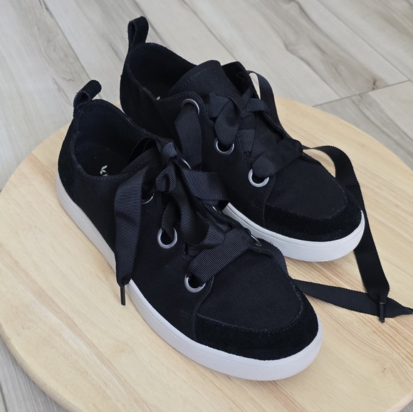 UGG sneakers - Picture 8 of 11